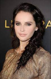 If you have some golden sheen in your natural hair, choose warm tones such as reddish, copper, strawberry blonde as well. Best Hair Color For Fair Skin 53 Ideas You Probably Missed