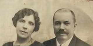 Espaço Fabalthazar: Lívia Val Silva André e Esar Zacharias André