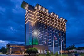 Whether it's time with friends, family, colleagues or clients we have a breadth of hotels from urban centres to beach resorts offering environments, services and amenities that make it easy to work. Holiday Inn Home Facebook