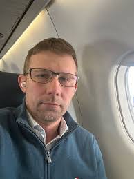 Beth Vanderhoff's Instagram, Twitter & Facebook