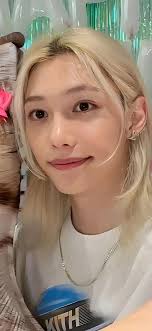 Happy Birthday 🎂 🥳 beloved Felix Yongbok Lee 💞 Our Sunshine ☀️ Our  BbokAri 🐥 Our beautiful and kind Felix 🌹 May all your wishes come true,  may your days be filled