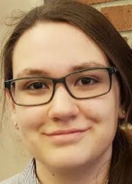 DAR honors local essay winners