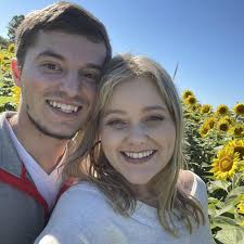 Jessie Elise Belton and Dalton Wade Vaughn's Wedding Website