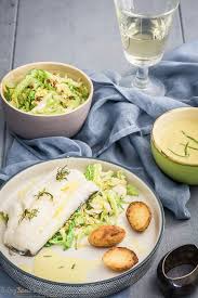 Skrei In Olivenol Confiert Mit Wirsing Und Dijon Senfsauce In 2020 Skrei Rezept Lebensmittel Essen Skrei