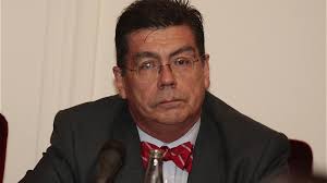 Ex rector Luis Riveros anunció candidatura presidencial "ciudadana"