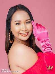 Pauline Burn's Instagram, Twitter & Facebook