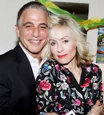 Who S The Boss Stars Tony Danza Judith Light Reunite At Broadway Show Pictures Tony Danza Hollywood Legends Tony
