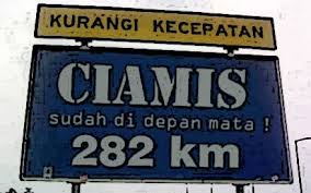 Jun 06, 2021 · pada periode pengamatan pukul 00.00 sampai 06.00 wib, guguran lava pijar juga teramati empat kali meluncur dari gunung merapi dengan jarak maksimum 1.000 meter (1 km) ke arah barat daya. Berapa Kilometer Jarak Ciamis Jogja Ciamis Info