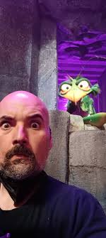 Dan Garza على X: "Mantivore, performed by the brilliant Frank Meschkuleit 