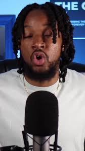 Social media is a highlight reel 📸 Don’t compare your life to someone’s  highlights.