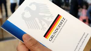 Wir erklären ihnen, wer für was zuständig ist. Bundesrat 35 Fragen Zum Bundesrat