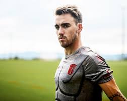 It shows all personal information about the players, including age, nationality, contract duration and current market value. Ù„ÙŠØ³Øª Ù…Ø¹Ù‚Ø¯Ø© Ù…Ø±Ø¶ ØµÙŠÙ†ÙŠØ© Sporting Braga Jersey Changrela Com
