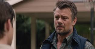 Les clients viennent voir simon duhamel pour une touche de magie. Love Simon 2018