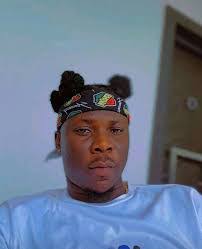 Nana Chambers's Instagram, Twitter & Facebook