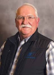 A05 PEOPLE 11-07.indd