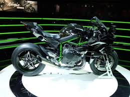 La question est de savoir si vous avez assez d'argent dans votre poche, quelle moto vous achèteriez? Motos Les Plus Rapides Du Monde Top 5 Enjoy The Ride