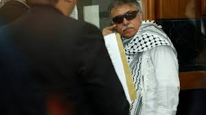 Seuxis pausias hernández solarte, más conocido por su alias jesús santrich, uno de los cabecillas más importantes de las disidencias de las farc según lo informado por la w radio, inteligencia del ejército colombiano confirmó la baja de santrich, al igual que la revistas semana, quien. Dcwlv1iaw9uopm
