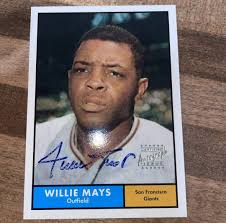 1997 Willie Mays Topps Authentic Autographs Rare Card San Francisco Giants