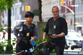 Benson returns in new crossover. Law And Order Organized Crime Season 2 Cast Premiere Date Spoilers