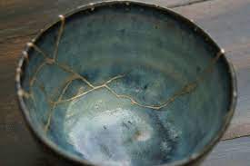 The Art Of Broken Pieces Kintsugi Pottery Japanese Art