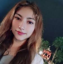 Nada como el tiempo entre hermanas 💙Cami y Blanca saben que cuidarse la  piel con Skin First puede ser muy divertido 🥰💕 YA puedes comprar tus  productos FAVOS 🛒