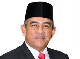 Timbalan datuk bandar shah alam, mohd rashidi ruslan dilantik sebagai pemangku datuk bandar berkuat kuasa 15 mac. Shah Alam Tanpa Kenderaan Ahad Ini Selangorkini