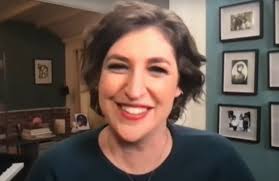 Mayim bialik is best known for her starring roles on the big bang theory and blossom. bialik has been in the spotlight for a long time so you may think you know everything about this child star. Watch Jim Parsons And Mayim Bialik Agree That Mayim Bialik Is Annoying Primetimer