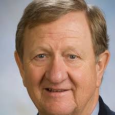 SMU is saddened to hear of the passing of David Gergen, long time friend of  the SMU Tate Lecture Series. David served as the moderator of the Linda and Mitch  Hart Lecture