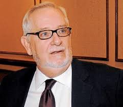 Thousands in bonuses for retired Housing Fund chief not reported