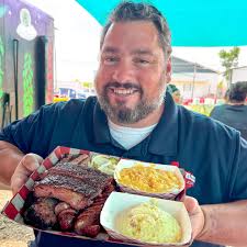 Out in Canyon Lake. Shantie with a view