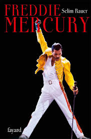 Freddie mercury, who majored in stardom while giving new meaning to the word showmanship, left a legacy of songs, which will never lose their stature as classics to live. Freddie Mercury Amazon De Rauer Selim Fremdsprachige Bucher