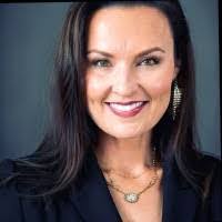 Elizabeth Whittington's Instagram, Twitter & Facebook