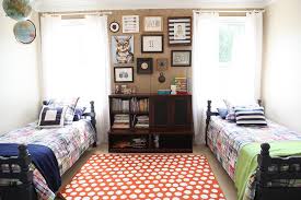Bathrooms are the perfect opportunity to let your personality a black accent wall in a bathroom can turn out stunning, but there are rules you must follow if you're going to try this in your bathroom. So Many Accent Walls Bower Power