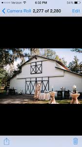 The White Barn In Brooksville Fl Www Thewhitebarnwedding Com With Images White Barn Barn House Styles