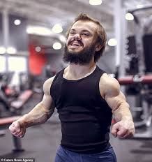 You need to mostly squat, bench, deadlift, ohpress and row. Bodybuilder Dwarf Goes To The Gym Six Times A Week And Bulks 1855 Calories A Day For 1st Competition Daily Mail Online