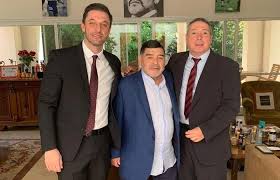 De acuerdo con los sondeos. El Presidente Alberto Fernandez Se Reunira Con Diego Maradona