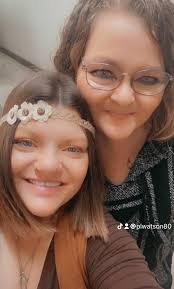 This is my beautiful 44 year old sister who passed away in January my heart  is just broken it gets harder every day living without her 💔