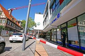 Deutsche bank öffnungszeiten in böblingen, de. Deutsche Bank In Gerlingen Betroffen Vier Tater Sprengen Einen Geldautomaten Ludwigsburg Stuttgarter Nachrichten