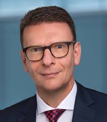 Keynote: Deutsche's Schmidt