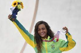 Jul 25, 2021 · a madrugada deste domingo (25), nas olimpíadas de tóquio, contou com a primeira medalha para o brasil na competição, simone biles em ação na ginástica artística. Olimpiada Toquio 2021 Rayssa Leal A Fadinha E Medalhista Mais Jovem Em 85 Anos De Jogos Conheca Os Prodigios Bbc News Brasil