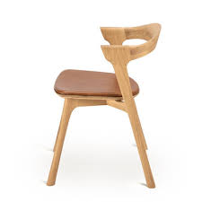 Images correspondant chaise cuir et bois chaise harvard sur maisons du monde. Chaise Bok Ethnicraft Bois Naturel Made In Design