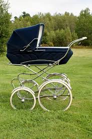 Italian Perebo My Son Was Paraded Around In One Of These In 1983 Vintage Stroller Carriage Stroller Vintage Pram
