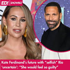 A Place In The Sun host Jasmine Harman "deserves a medal" as fans slam  house-hunters' behaviour 👀⬇️