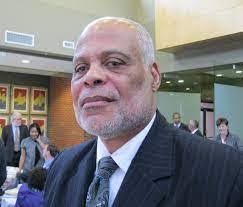 Alonzo Snowden's Instagram, Twitter & Facebook