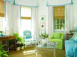 Turkuaz renginin güzel şeyleri her kızın gardırobunda olmalı, çünkü her zaman görüntü hafifliğini ve parlaklığını veriyorlar. Turkuaz Yesil Oturma Odasi Renk Uyumu Dekorasyonzz