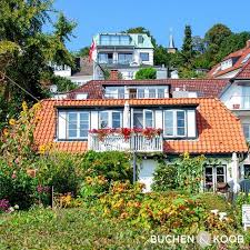42 likes · 6 talking about this · 16 were here. Pin Von Buchen Koob Immobilien Auf Diat In 2021 Hamburg City Immobilien Haus