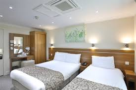 The bayswater inn hotel is one of the oldest victorian buildings in bayswater, it was built in the 1900's and overlooks the picturesque views of princes gardens. Bayswater Inn Cheap Vacations Packages Red Tag Vacations