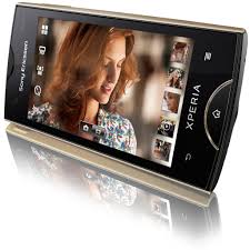 Sony Ericsson Xperia ray vs Celkon A200 ...