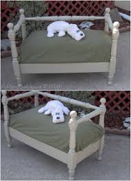 This bed comes with polyurethane side rails, headboard and footboard. 20 Astonishing Repurposing Ideas For Old Headboards And Footboards Diy Crafts