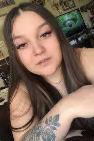 Destiny Hatton's Instagram, Twitter & Facebook